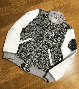 美品☆[ANSEASON ANREALAGE] 16AW 定価107,800 NOISE WAPPEN モザイクノイズ柄 袖レザースタジャン 44 メンズ アンリアレイジ