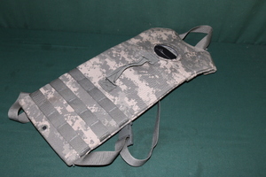  Okinawa the US armed forces the truth thing MOLLE2 ACU color flask for bag bag only used cycling camp outdoor etc. 