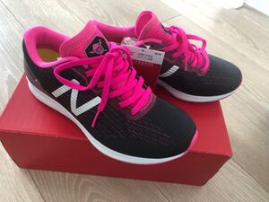 ニューバランス スニーカ 24 レディース ランニング 運動 ピンク New Balance WHANZTB2