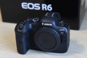 キヤノン★CANON★EOS R6ボディ★中古美品★充電器、ストラップ未使用!★送料無料!