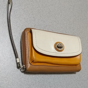COACH ターンロック ラウンドファスナー 二つ折り財布 廃盤