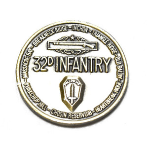 米軍実物 陸軍 第32歩兵師団 32nd Infantry チャレンジコイン 沖縄 フィリピン 韓国 E719の画像2