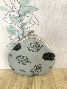 がま口 / ポーチ/ 財布 / 小物入れ / ハンドメイド ☆ハリネズミ・グレー4