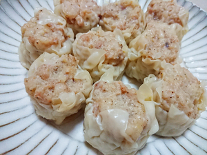 Запеченная распродажа большого размера 500 г (10 штук) × 12 мешков Shumai Shumai Delicious Shumai Shumai Pork Snacks Izakaya Китайский бизнес [Fisheries Foods]