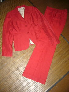 873-100♀：Massimo Dutti マッシモドゥッティ スーツ ベルボトム size.42/32　色。真紅 ポルトガル製　ヨーロピアン パーティー