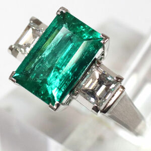Pm900 emerald ring E2.37 D0.82 #11.5