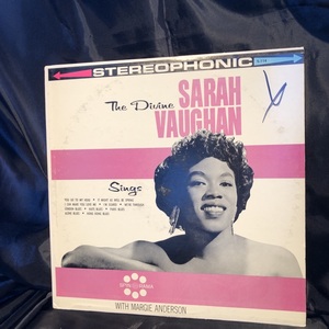 Sarah Vaughan With Margie Anderson / The Divine Sarah Vaughan Sings LP Spin-O-Rama