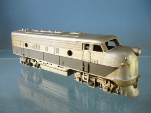 アメリカ型　ディーゼル機関車　uk9