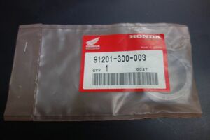 91201-300-003 CB400F クランクシャフトオイルシール ホンダ 純正品 GENUINE 新品