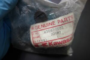 KZ440 LTD A1 A2 A3 A4 ブレーキ ホース ジョイント 2WAY 43061-1003 カワサキ 純正品 GENUINE 新品