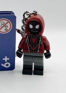 即決　新品　LEGO　レゴ　キーリング　キーホルダー　スーパーヒーローズ　マイルズ・モラレス　スパイダーマン　ミニフィグ　マーベル