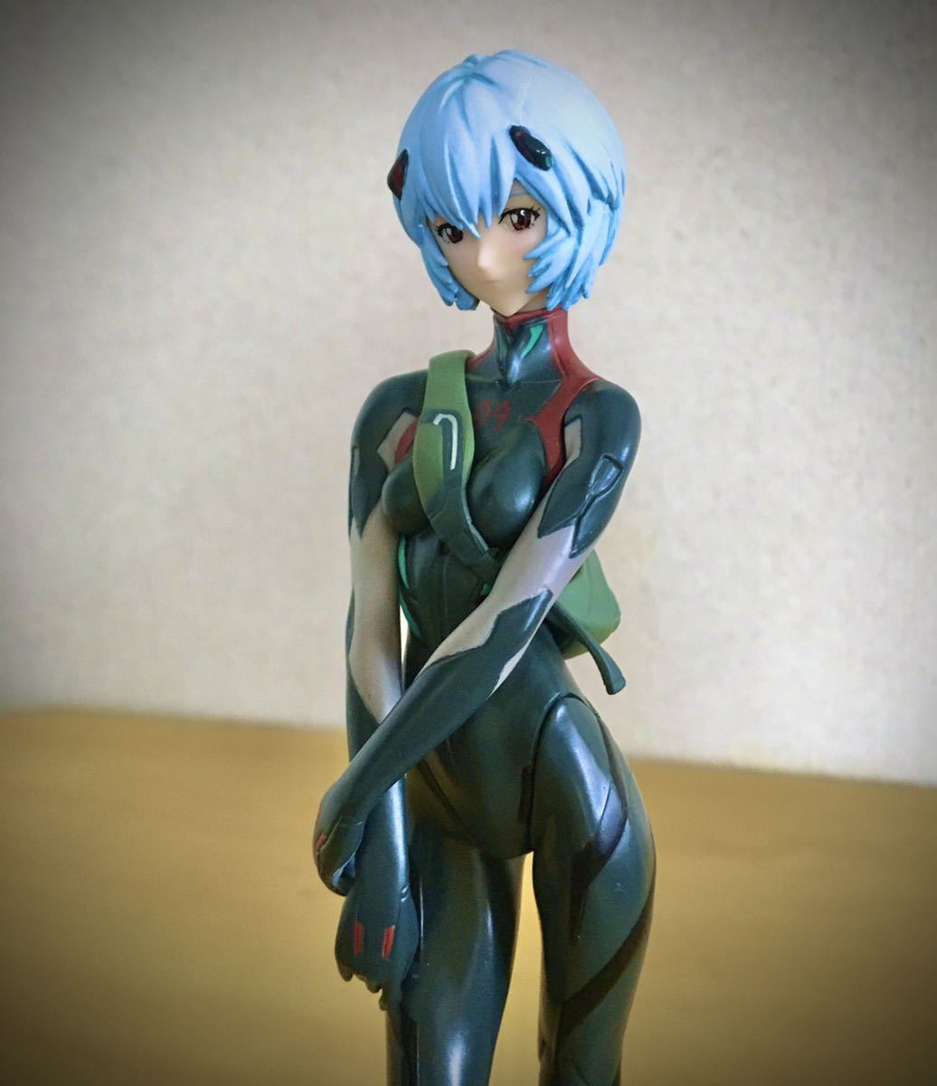 ヤフオク! -「黒 スーツ」(綾波レイ) (新世紀エヴァンゲリオン)の落札