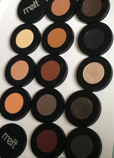 Melt cosmetics stack アイシャドウ　