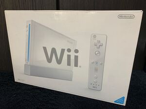 任天堂Wii ニンテンドーWii Nintendo シロ 任天堂 ほぼ新品