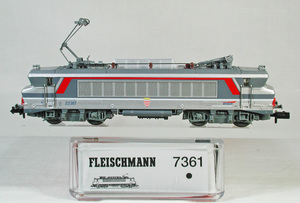 FLEISCHMANN #7361 SNCF( France National Railways )BB22200 type electric locomotive cap Logo multi service painting * defect have special price *