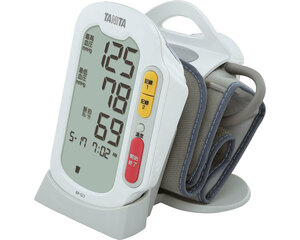 1円スタート　タニタ 上腕式血圧計 BP-523