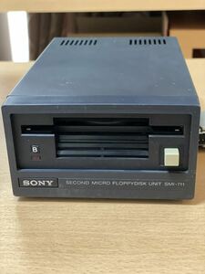 SONY フロッピーディスクドライブ SMI-711 SMC-777用　動作未確認