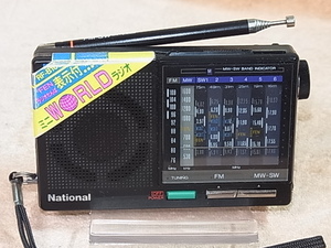 ☆ National Panasonic 【RF-B10】 ラジオの選局、ボリュームが良好です、クリーニング済み品 管理22060507