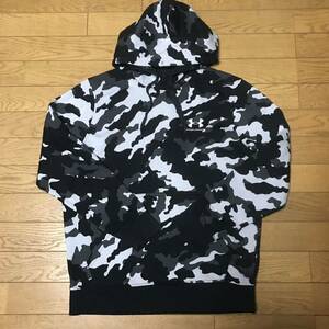 UNDER ARMOUR MEN’S HOODIE (裏地-フリース) size-MD(66身幅56) 中古(美品) NCNR