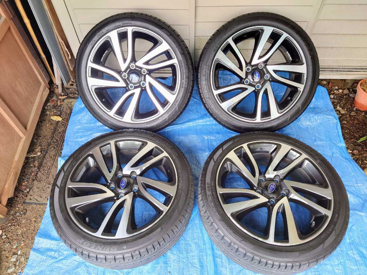 されている 225/45R18 18インチ WEDS レオニス VT 8J 8.00-18 DUNLOP