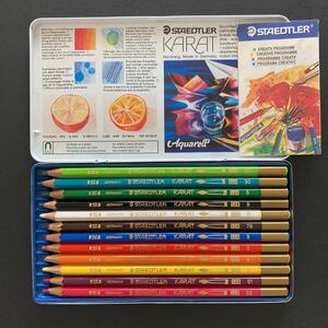 【ほぼ未使用】STAEDTLER ステッドラー 色鉛筆12色 水彩色鉛筆 カラトアクェレル 缶ケース入り ぬりえ ぬり絵 画材 筆ペン 色塗りドイツ製