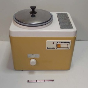 動作品:東芝 AFC-154 電動もちつき機 蒸し器