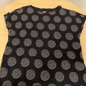 ユニクロ UNIQLO UT Tシャツ Sサイズ