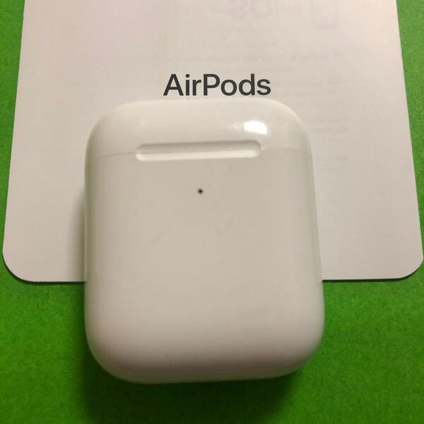 Apple AirPods 第2世代 ワヤレス充電ケース 正規品