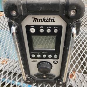 makita マキタ 充電式ラジオ MR107