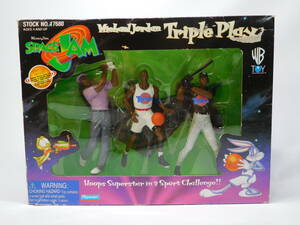 マイケルジョーダン トリプルプレイ フィギュア ディスプレイ台付 ワーナーブラザーズ SPACE JAM プレイメイツ 中古未開封フィギュア レア