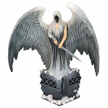 剣を持ち翼を広げた天使像　ゴシックエンジェルローブをまとう天使ダークファンタジーインテリア置物飾り彫刻小物装飾品ホームデコ雑貨_画像2