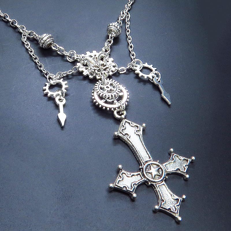 Silberfarbener gotischer Rosenkranz mit umgekehrtem Kreuz (umgekehrtes Kreuz) und Zahnradkette Steampunk-Kreuz Petrocross-Einsteller, Handgefertigt, Accessoires (für Damen), Halskette, Anhänger, Halsband