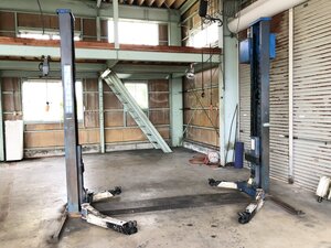 賀仲【02】ビシャモン/スギヤス 2.5t二柱リフト/2柱リフト チェーン式『OSP25』荷重2.5トン・揚高1.8m【自動車整備工場】