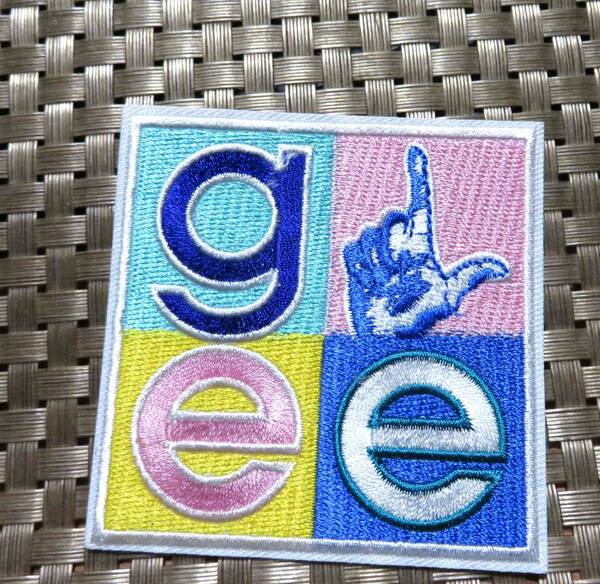 萌え　正方形■新品　glee　グリー アメリカ　刺繍ワッペン（パッチ）◆ミュージック　音楽　ドラマ　　◎　　◆◇