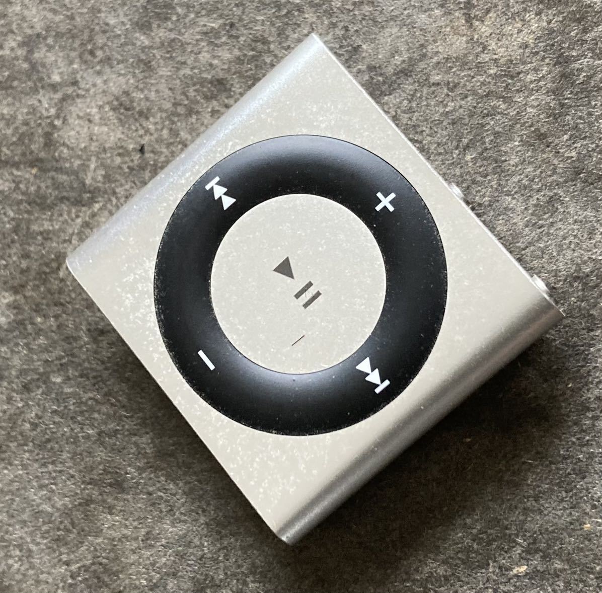 ヤフオク! - iPod shuffle(iPod本体 アップル)の中古品・新品・未使用 