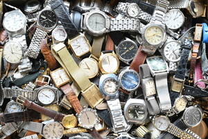 600本以上■腕時計■約26kg 大量 機械式 OMEGA/ジラールペルゴ/SEIKO/RADO/CITIZEN/LONGINES/Tiffany J自動巻 ジャンク まとめ売り セット