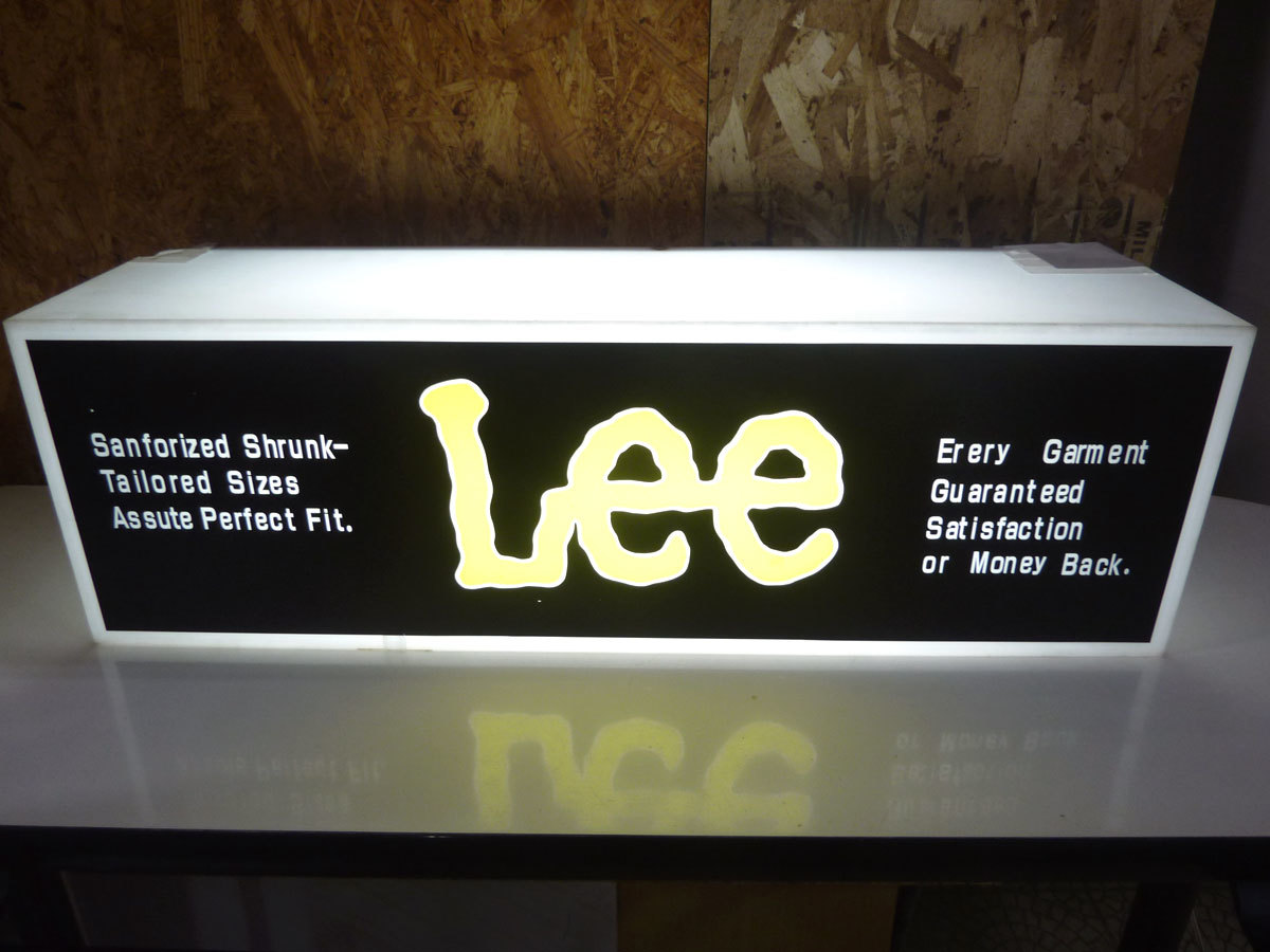 ヤフオク! -「lee」(看板) (広告、ノベルティグッズ)の落札相場・落札価格