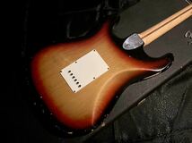 FENDER / 1975年製 STRATOCASTER SUNBURST_画像5