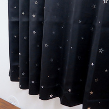 カーテン 4枚セット かわいい 星柄 ブラック 遮光カーテン（遮光1級）幅100cm×丈90cm2枚＋星柄レースカーテン幅100cm×丈88cm2枚_画像4