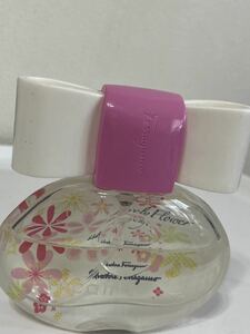 Salvatore Ferragamo INCANTO LOVELY FLOWER Salvatore Ferragamo in can tiger b Lee flower 30ml outside fixed form shipping 350 jpy ④