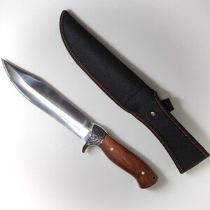 アウトドア用 フルタング構造 シースナイフ ナイロンシース付き キャンプ BBQ 新品