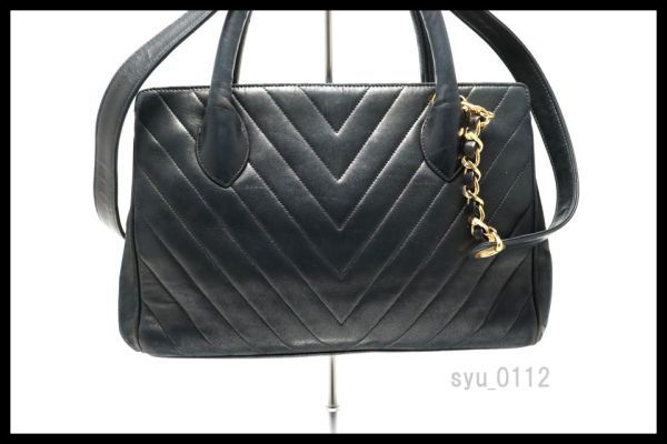 ヤフオク! -「シャネルバッグvステッチ」(シャネル) (し)の落札相場 ...