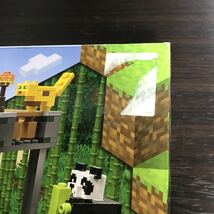 【未開封】箱少し潰れ有 LEGO レゴ Minecraft マインクラフト パンダ保育園 21158 未使用品 人気 ブロック おもちゃ 7+_画像5