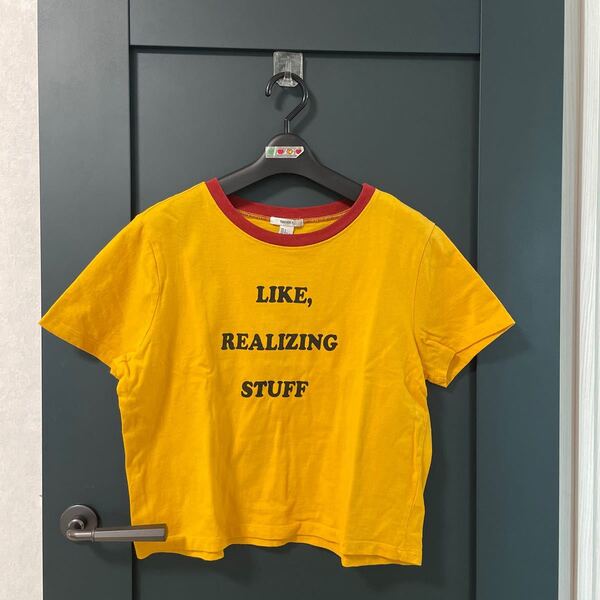 フォーエバー21 トップス レディース Tシャツ(マスタードカラー系) 半袖