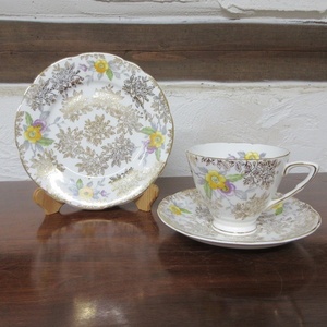 イギリス製 Bone China Jane Ridge Burslem カップ＆ソーサー トリオ 英国 ヴィンテージ雑貨 tableware 1422sb