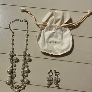 ☆新品未使用 FIVE FOXes ペイトンプレイス PEYTON PLACE アクセサリー ネックレスとイヤリング