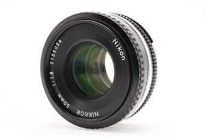Nikon AI-S NIKKOR 50mm F1.8 Fマウント 標準単焦点　パンケーキ MF一眼レフ用 交換レンズ ニコン ■02265