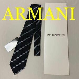 洗練されたデザイン　エンポリオ　アルマーニ　上質シルク100% ネクタイ　ブラック