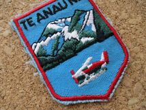 80s ニュージーランド テ・アナウ湖 TE ANAU ワッペン/NEW ZEALANDビンテージ旅行パッチ飛行機VINTAGE観光アウトドア世界遺産ラグビーNZ_画像3