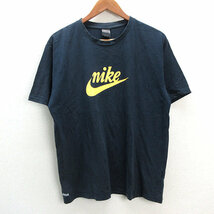 s■ナイキ/NIKE ロゴプリント 半袖Tシャツ【XL】黒/MENS/5【中古】_画像1